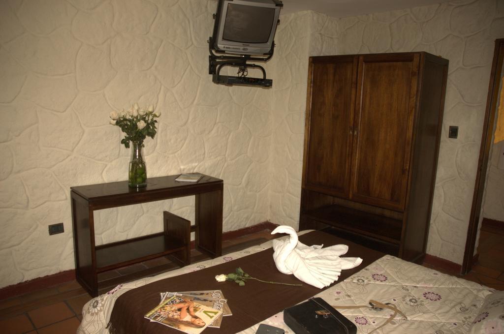 Hotel Quito Antiguo Zimmer foto